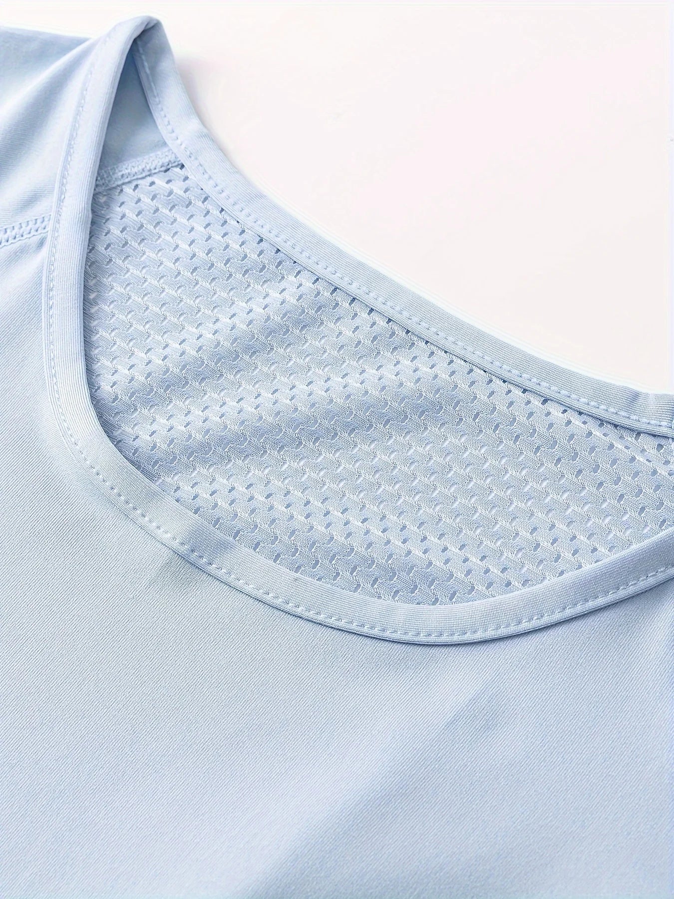 Women’s Quick-Dry Sports T-Shirt With Open Back